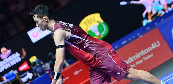 Tertinggal di Gim Pertama, Jonatan Christie Bangkit dan Menang Dramatis di Indonesia Open 2025