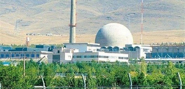 Zionis Israel Serang Reaktor Nuklir Iran