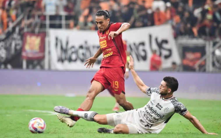 Hanif Sjahbandi Teken Kontrak Baru di Persija Selama Dua Musim