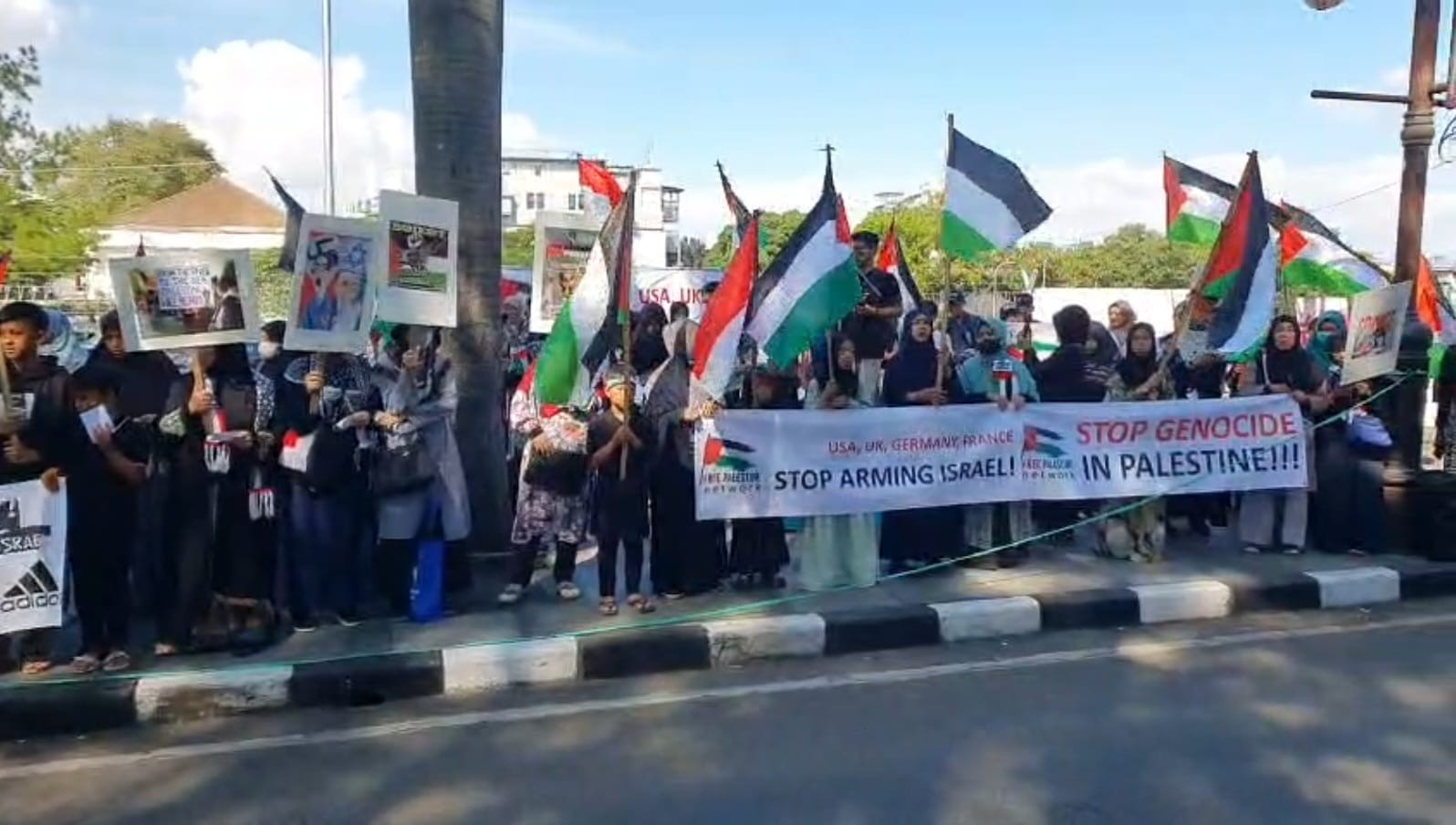Aksi FPN di Ibu Kota Asia Afrika Bandung: Stop Genocide, Stop Arming Israel