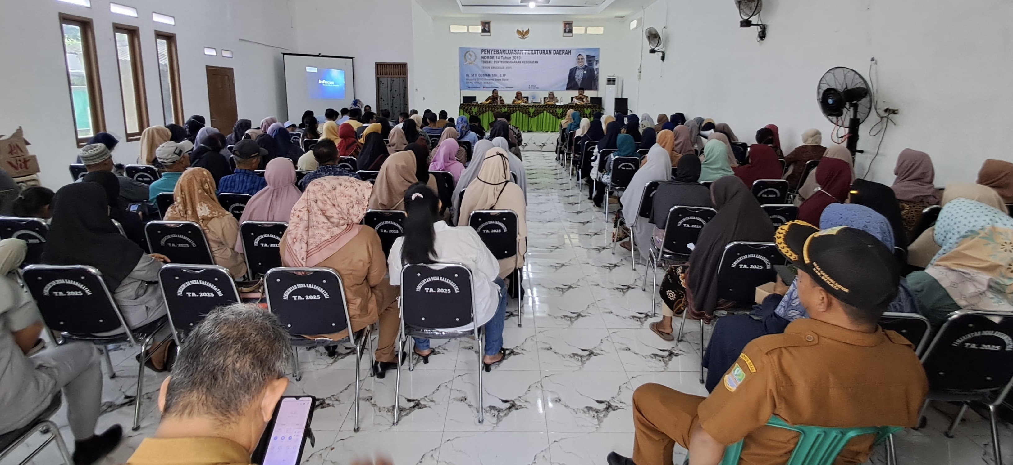 Siti Qomariah Sosialisasikan Perda Penyelenggaraan Kesehatan