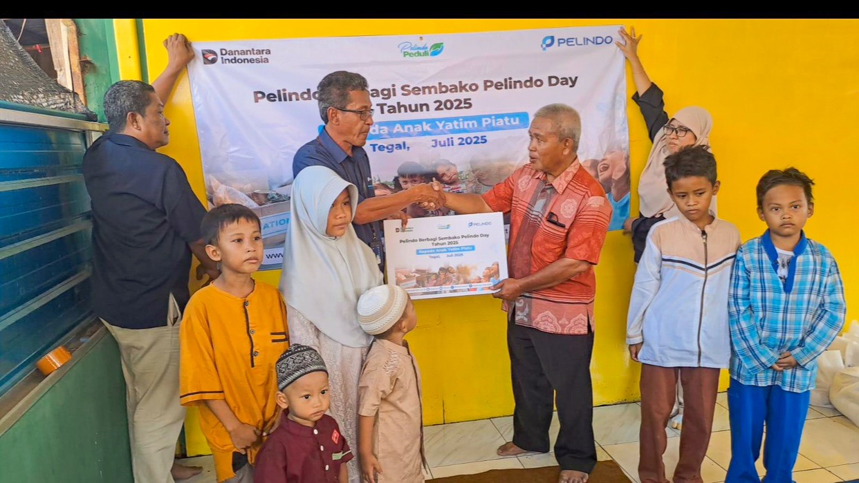 Pelindo Berbagi Kasih di Tegal, 100 Paket Sembako Disalurkan ke Panti Asuhan Nurunnisa