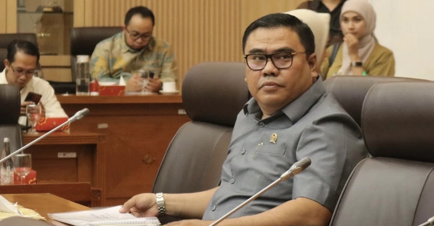 Perusahaan Langgar Aturan Pengolahan Limbah B3, Komisi XII: Segel Jika Tidak Patuh