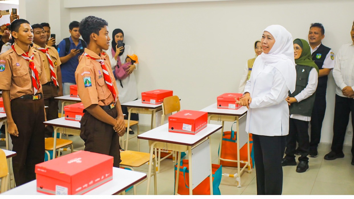 Gubernur Khofifah Tegaskan Sekolah Rakyat Adalah Cara Negara Menyalakan Harapan Keluarga Kurang Mampu