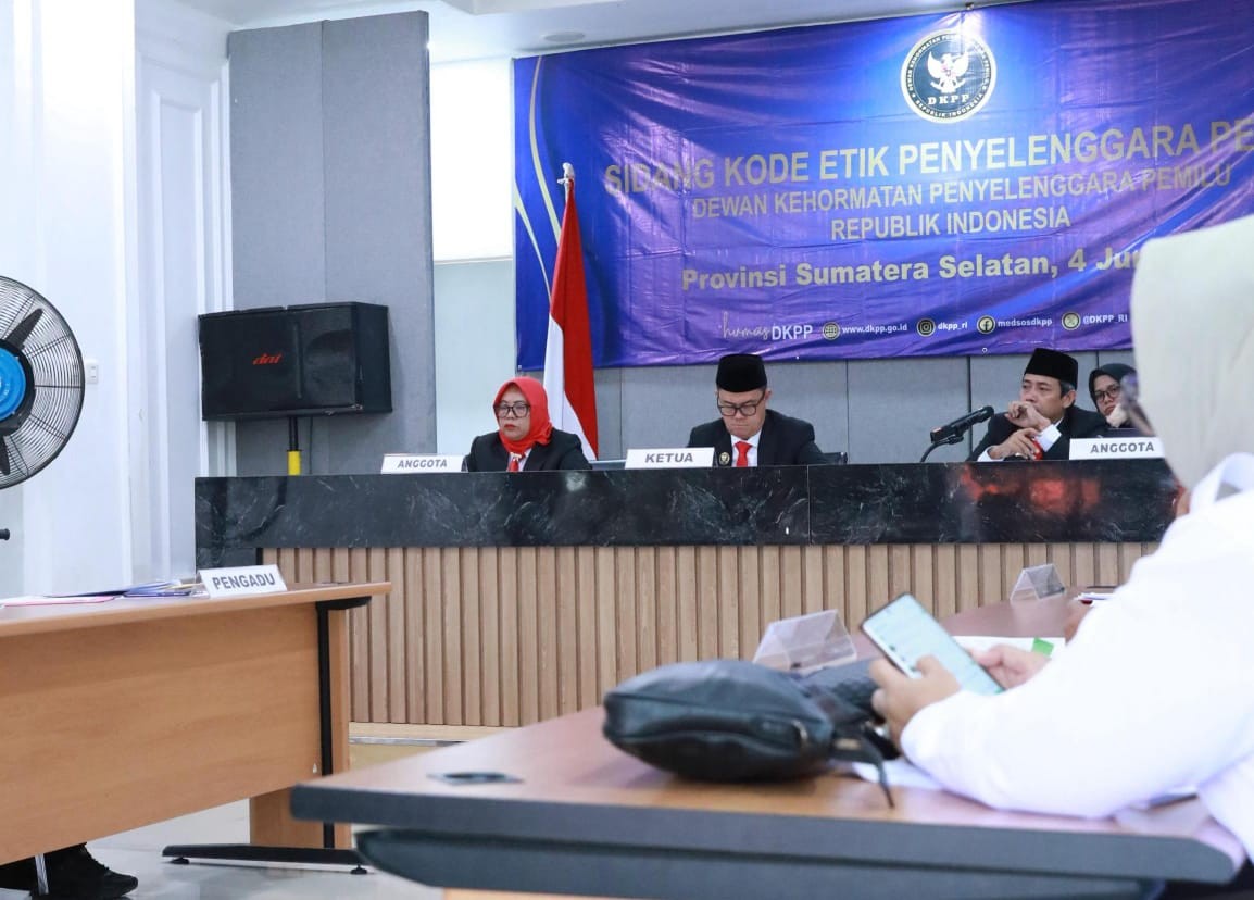 Terbukti Tak Netral pada Pilkada 2024, DKPP Pecat Ketua Bawaslu OKU
