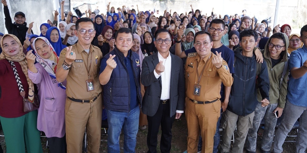 Reses di Cipamokolan, Kang Rachmat Serap Aspirasi Soal Zonasi, Banjir, dan Kesehatan Warga