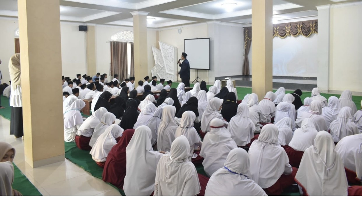 “MPLS Ramah” SMP IT Nidaul Hikmah, Ciptakan Lingkungan Humanis dan Generasi Qur’ani