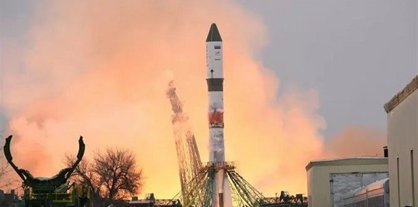 Satelit Nahid-2 Iran Diluncurkan dengan Roket Soyuz