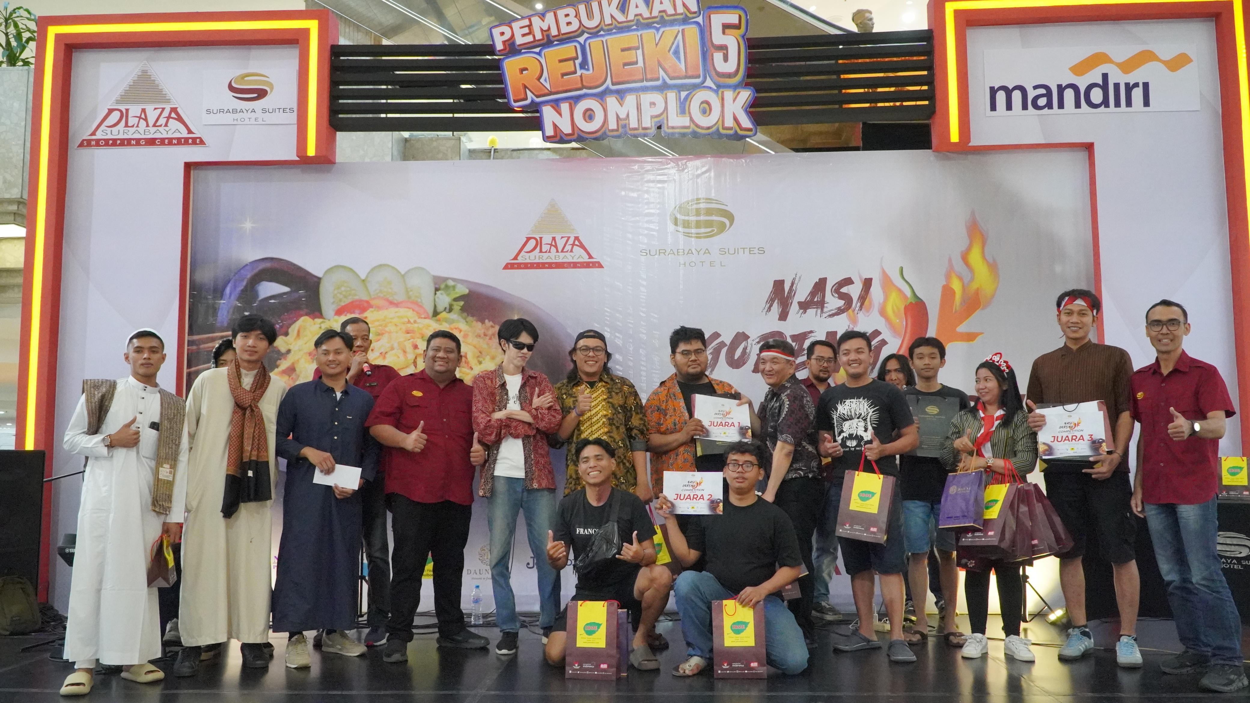 Sambut Hari Kemerdekaan RI Ke-80, Surabaya Suites Hotel Gelar Nasi Goreng JK Competition