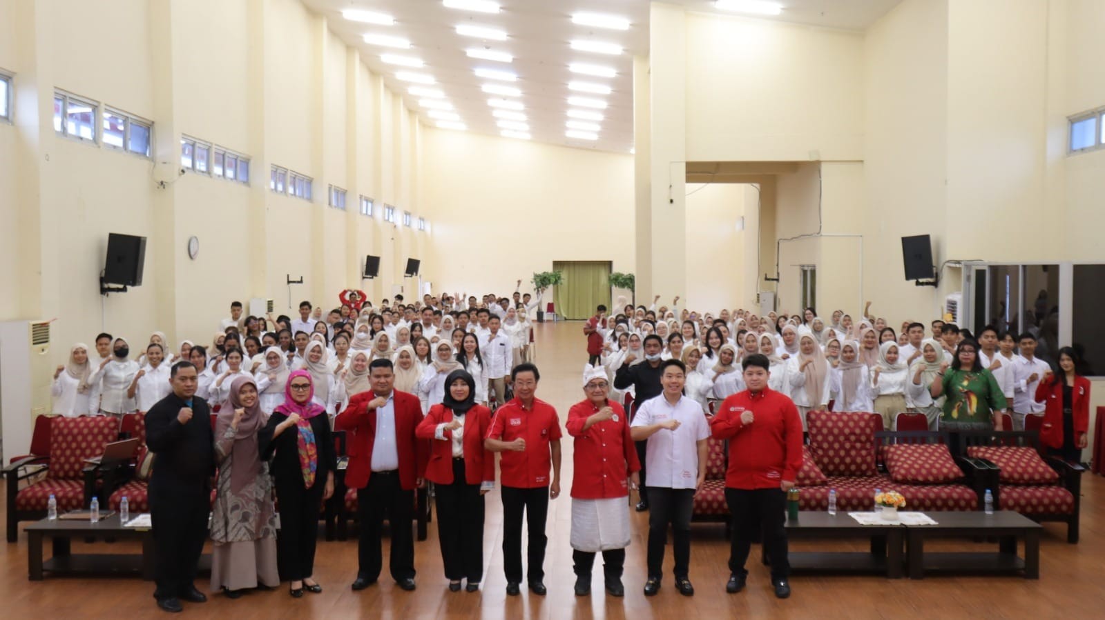 Universitas 17 Agustus 1945 Siapkan Lulusan Apoteker Terbaik Dan Siap Pakai