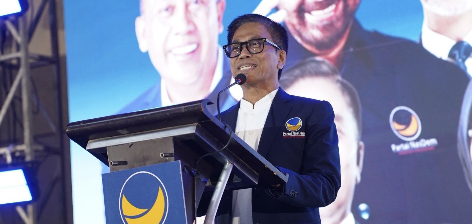 Lantik NasDem Kota Cirebon, Kang Rachmat Tekankan Kekuatan Struktur Menuju 2029