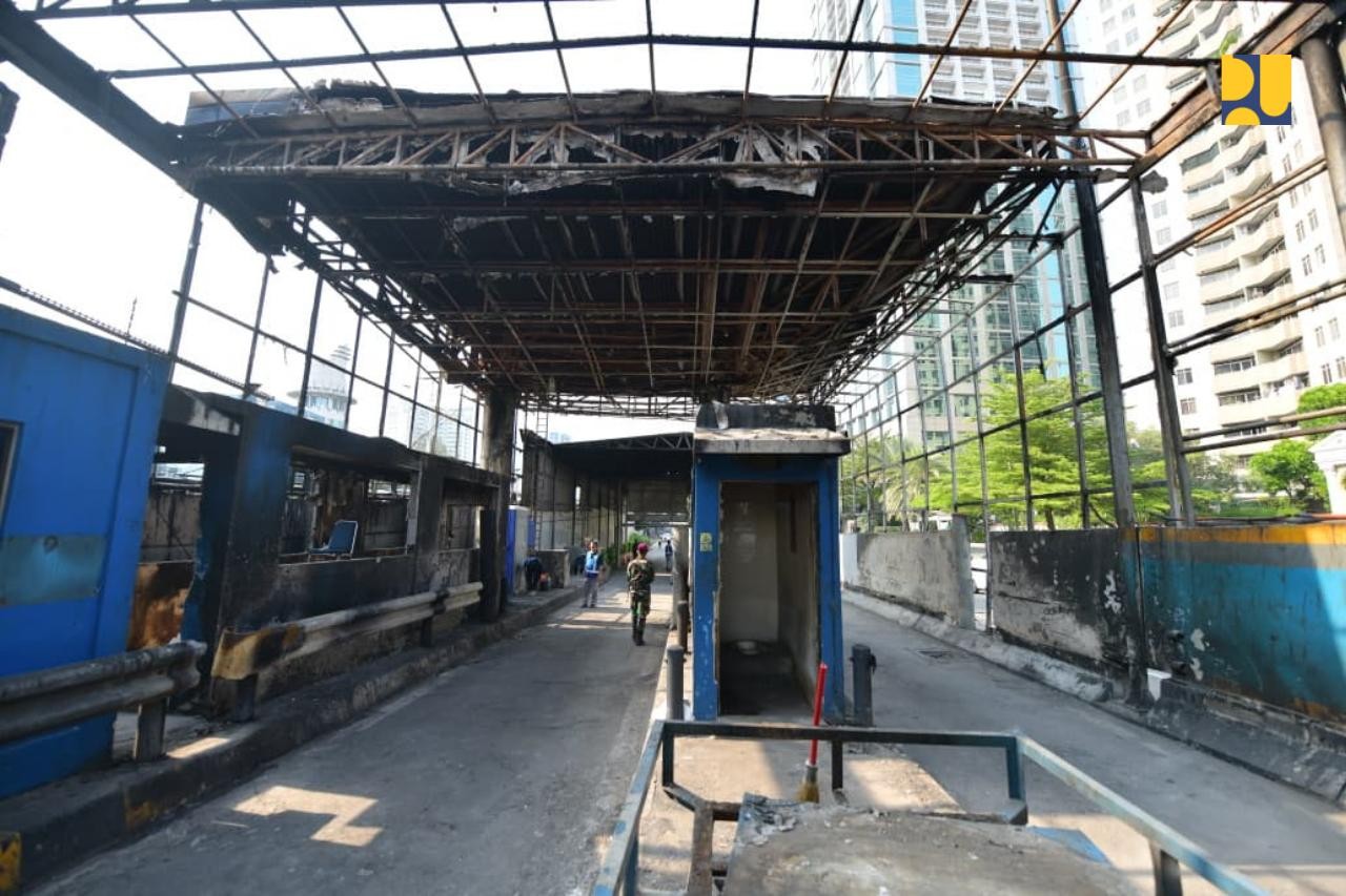 Pemerintah Siapkan Rp900 Miliar untuk Perbaiki Fasilitas Umum yang Rusak Akibat Demo