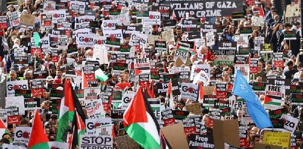 Protes London Menargetkan Perusahaan Senjata Israel di Tengah Pertumpahan Darah di Gaza