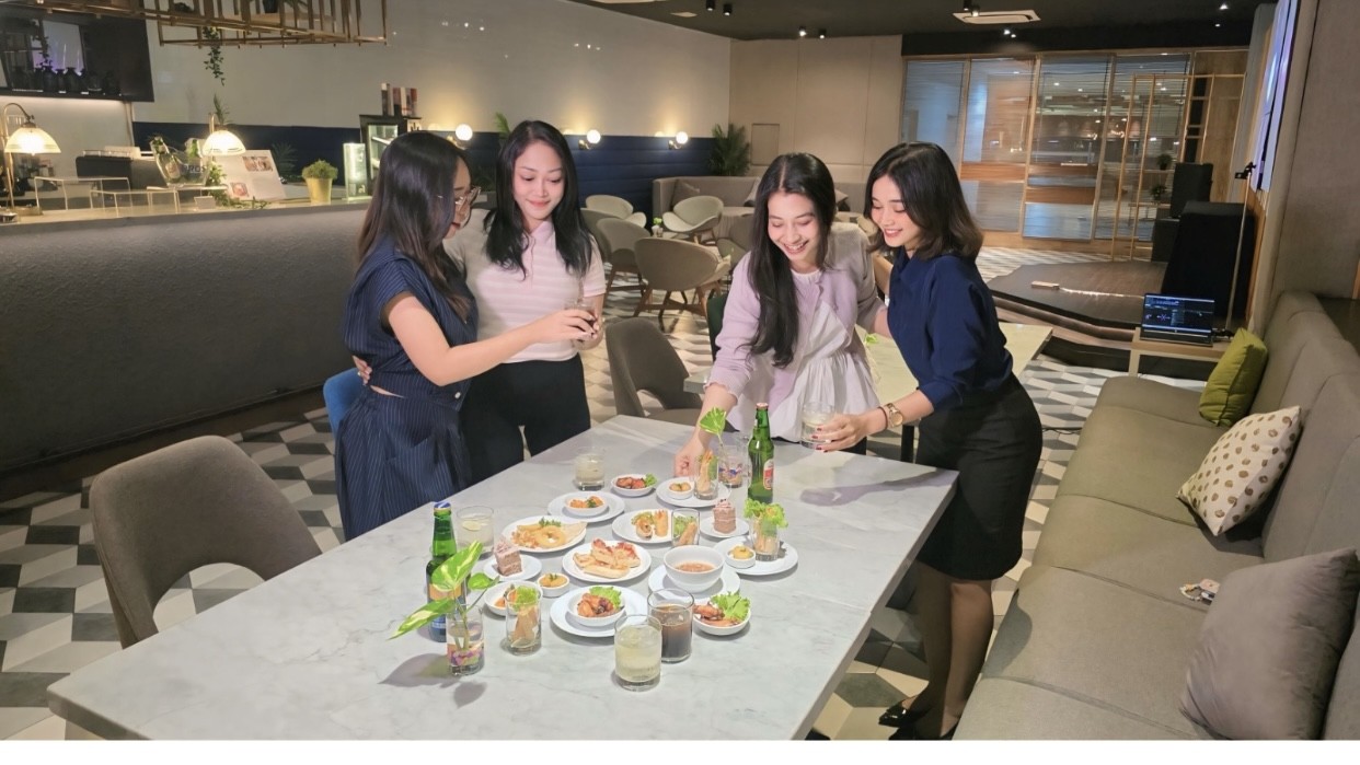 Tapas & Drink, Yuk Nikmati Malam dengan Gaya di Icip Icip Bar - Palm Park Hotel Surabaya