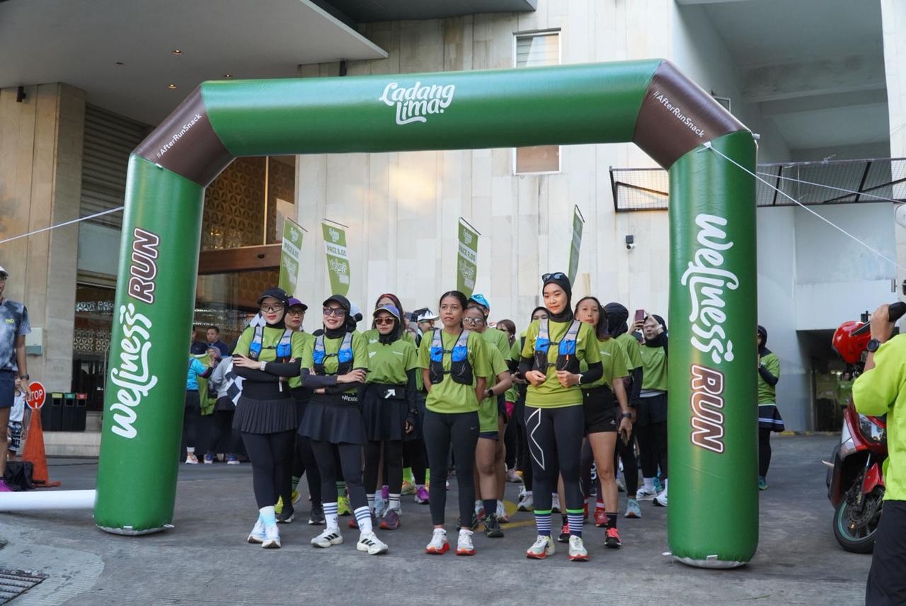 Hijaukan Kota Surabaya, Delapan Puluh Pelari Perempuan Inspiratif Hadir dalam Wellness Run Volume 4
