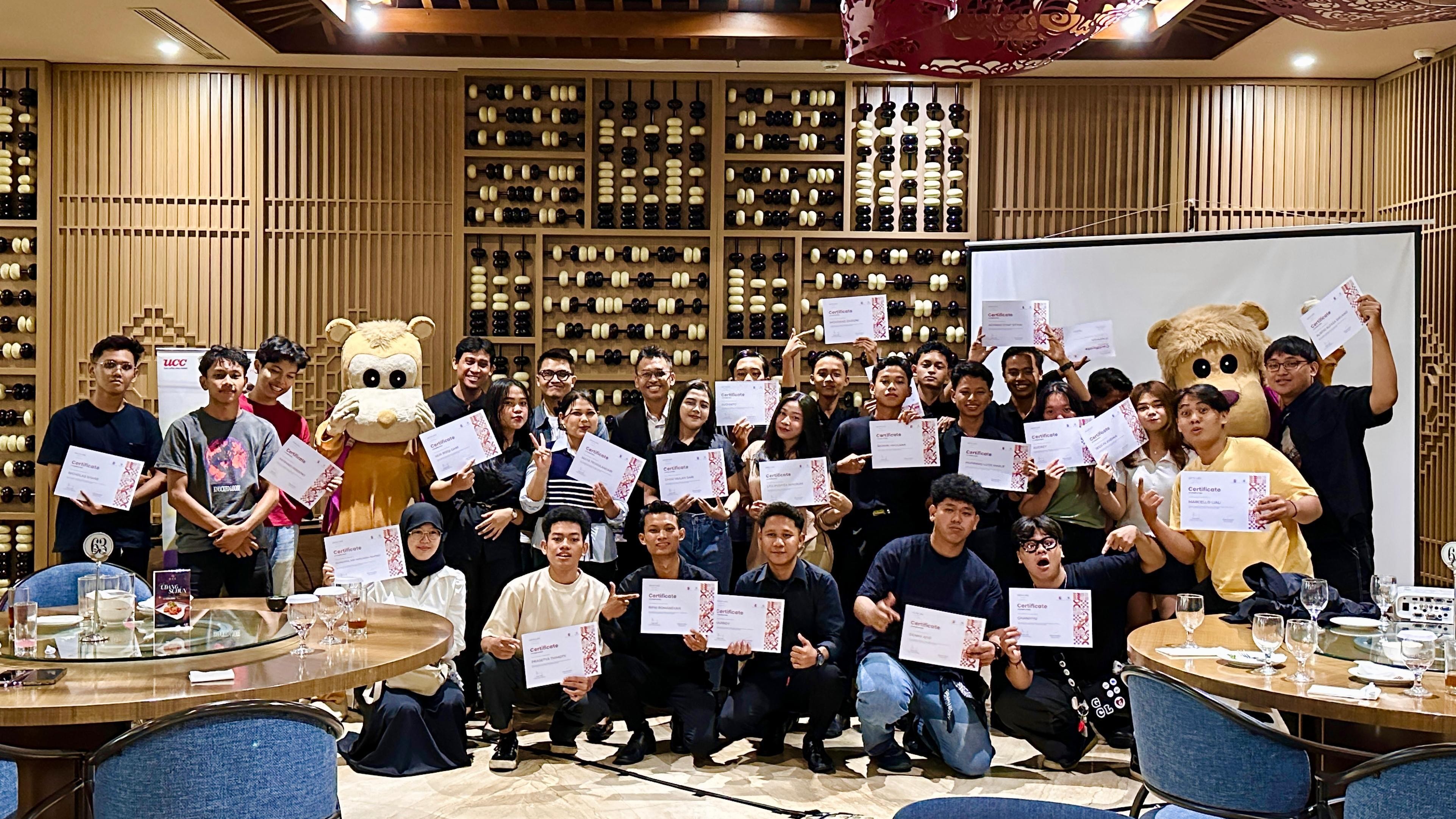 Sensasi Kopi dan Dimsum, Kolaborasi Unik Mercure Surabaya Grand Mirama dalam Coffee Class