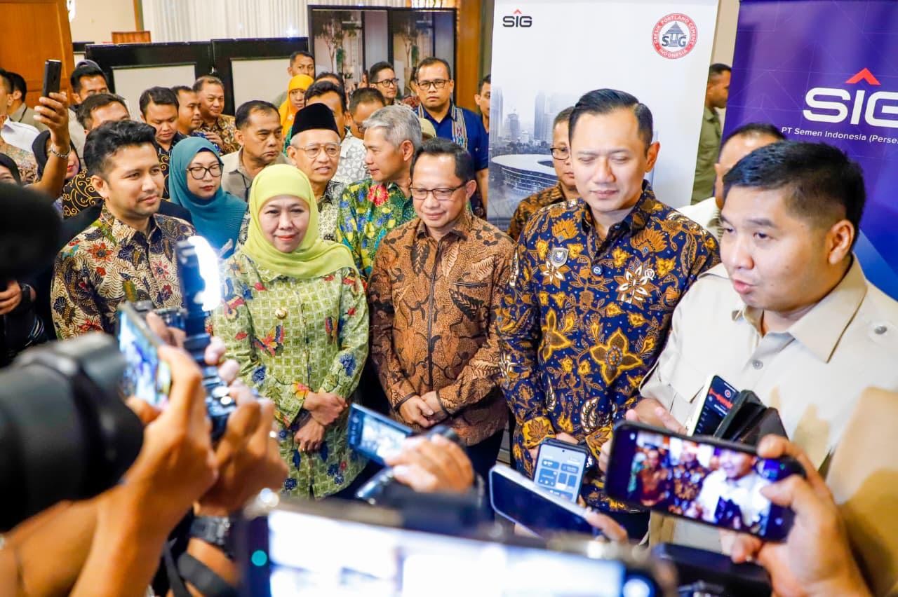 Gubernur Khofifah dan Tiga Menteri Percepat Realisasi Rumah Layak untuk Masyarakat Berpenghasilan Rendah di Jawa Timur