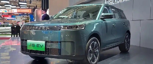 Jaecoo J5 BEV: SUV Listrik Canggih yang Menyongsong Masa Depan Mobilitas Berkelanjutan