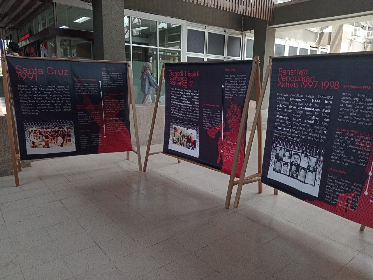 “Merajut Ingatan yang Hilang”: Pameran HAM ITS Bangkitkan Kesadaran Kemanusiaan Mahasiswa