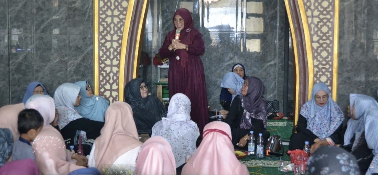 Pengajian Rutin Majelis Taklim Al-Qomariyah Dipadati Ribuan Jamaah