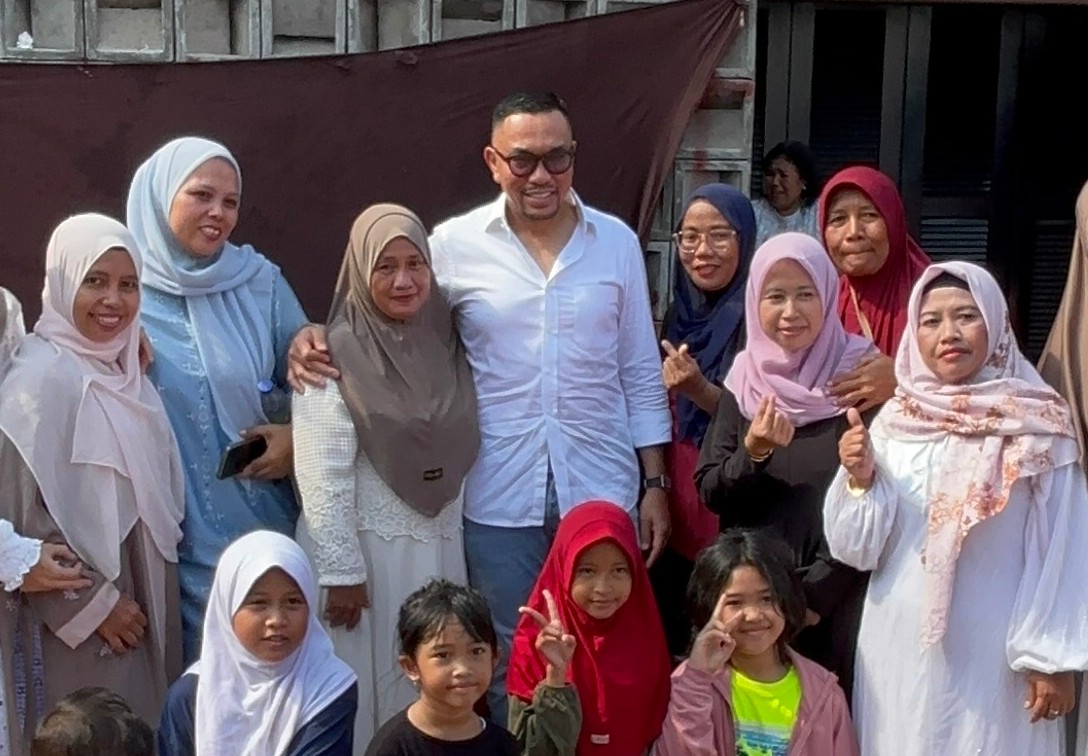 Meski Diputus Non Aktif dari DPR RI, Warga Kebon Bawang Solid Dukung Ahmad Sahroni