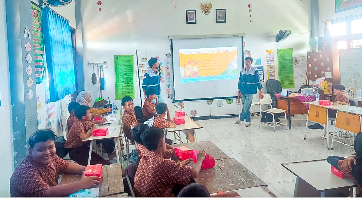 ITS Tanamkan Cinta Maritim Sejak Dini, Kenalkan Sistem Penggerak Kapal ke Siswa SD Surabaya