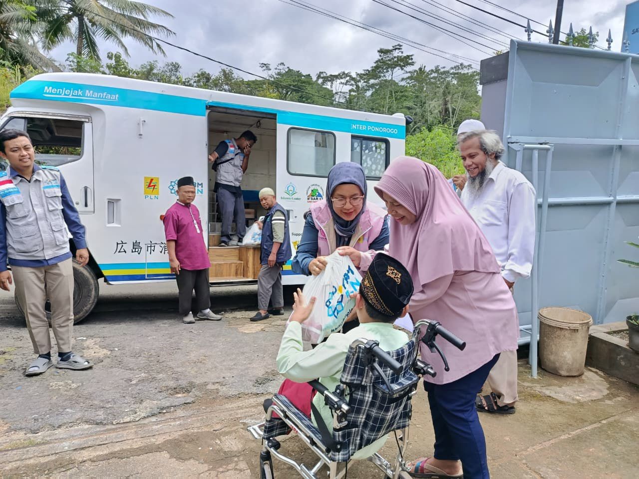 YBM PLN Perkuat Pemberdayaan Sosial dan Ekonomi Masyarakat Jatim lewat Ragam Program Berkelanjutan