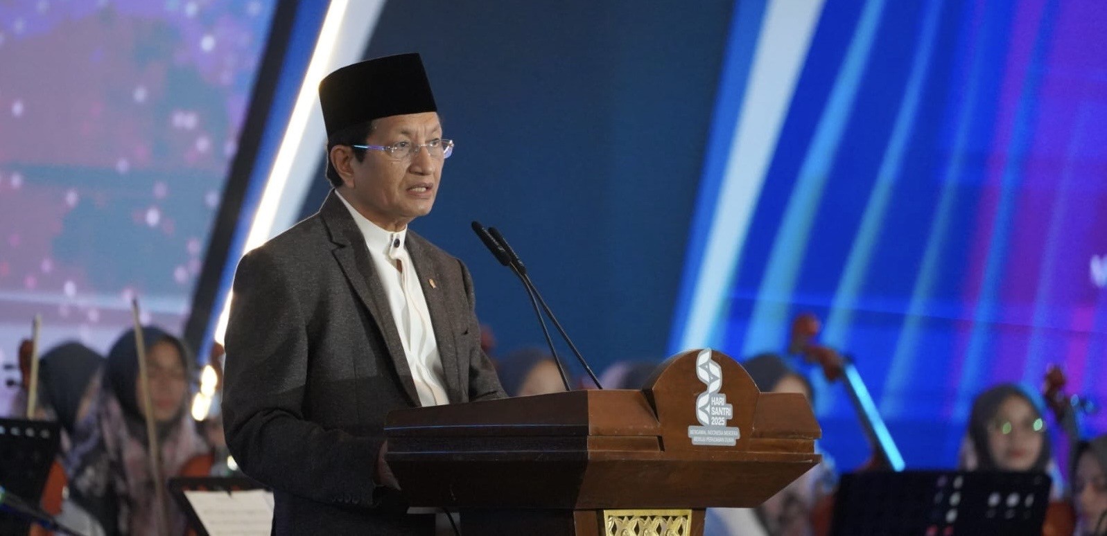 Di Gereja Katedral Hati Tersuci Maria, Menag Ingatkan Nilai Kasih dan Kepedulian