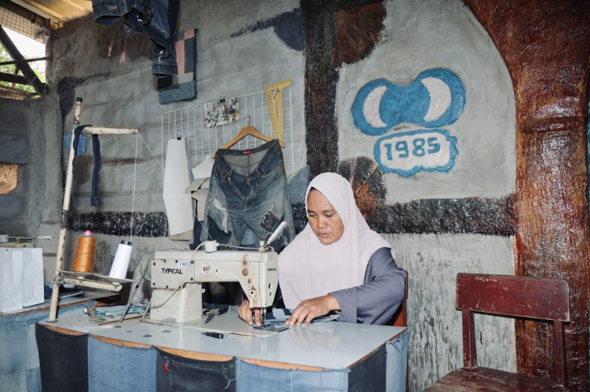 Melayani dengan Hati, ESG PNM Tumbuh Bersama Ibu-Ibu Pelaku Usaha Lokal