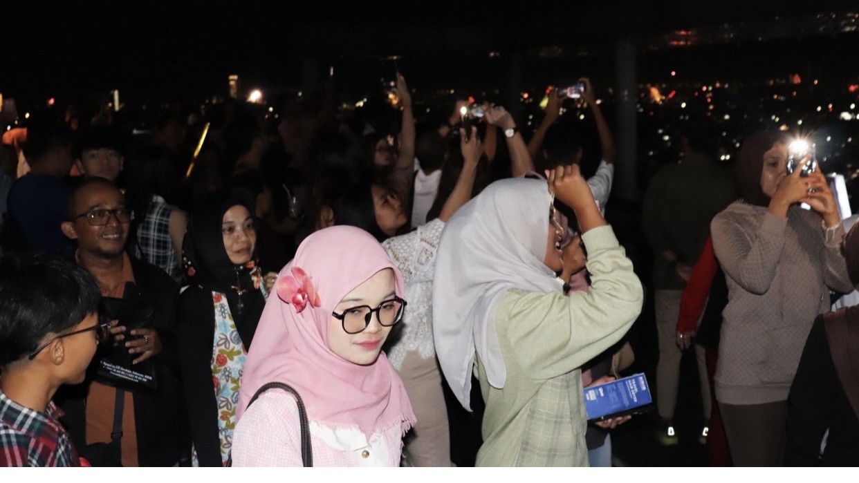 Midtown Residence Surabaya Hadirkan Perayaan Tahun Baru 2026 Bernuansa Carnival Pasar Malam