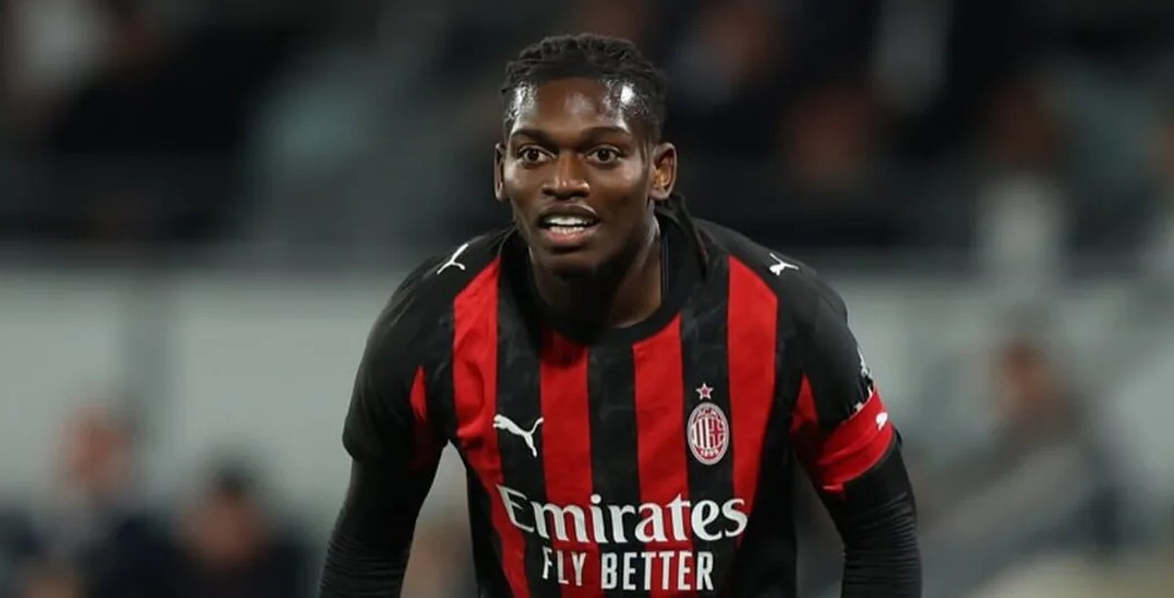 Gol Tunggal Leao Antar AC Milan ke Puncak Klasemen Serie A