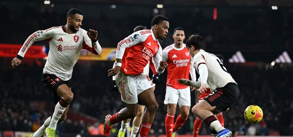 Duel Sengit Tanpa Gol, Arsenal Masih Kokoh di Puncak Liga Inggris