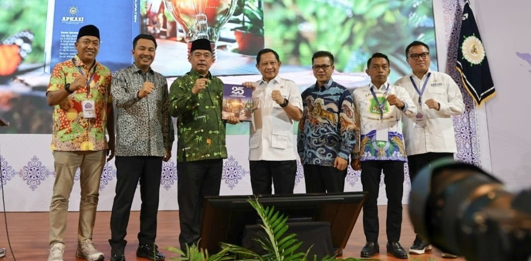 Apkasi Rumuskan Kebijakan Strategis dan Resmikan Pusat Promosi Investasi Daerah di Batam