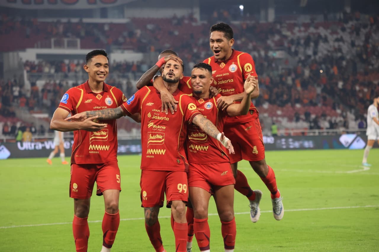 Mauricio Souza Sambut Positif Kedatangan Pemain Baru Persija, Termasuk Shayne Pattynama