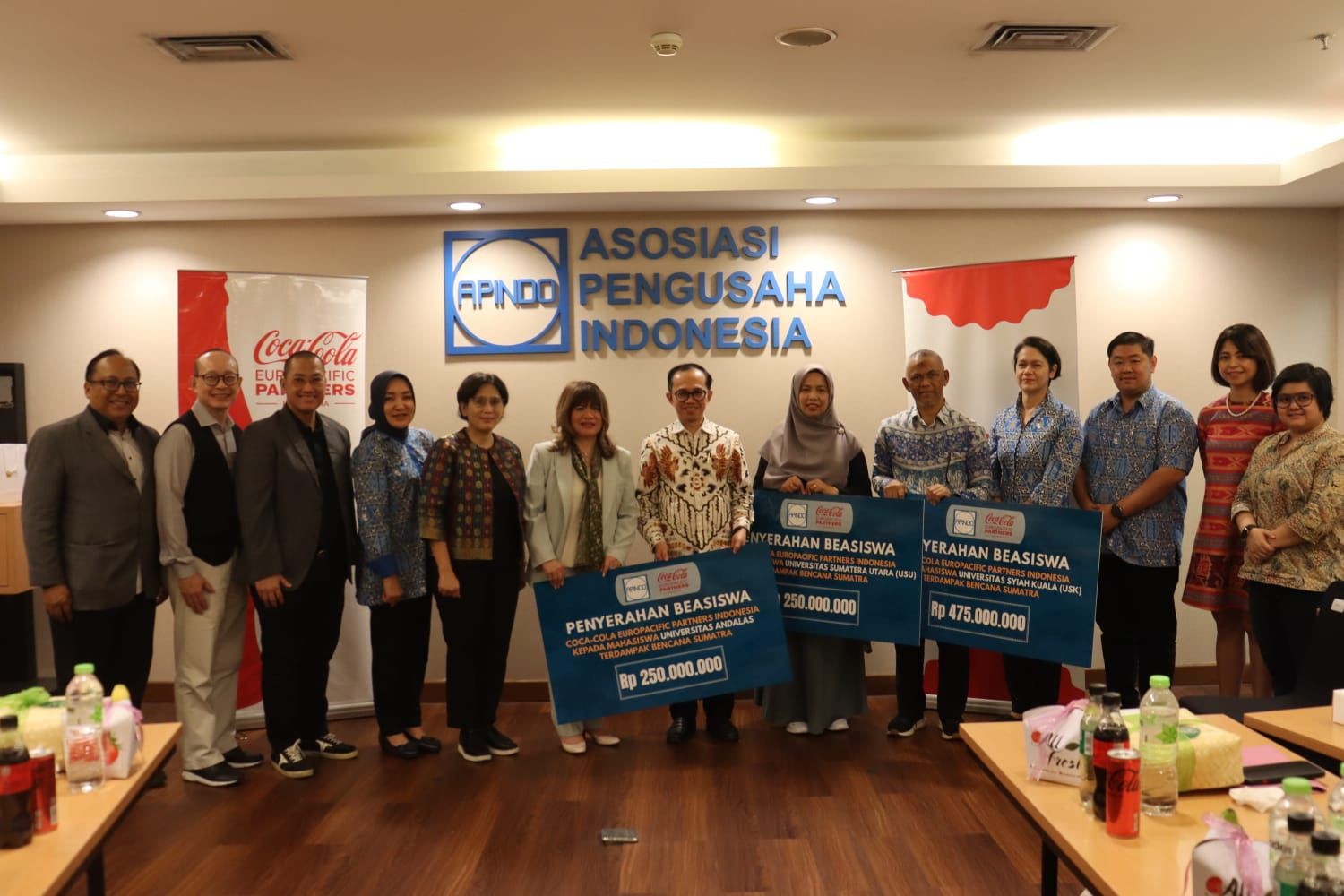 APINDO dan Coca-Cola Hadirkan Beasiswa bagi Mahasiswa Terdampak Bencana Sumatera