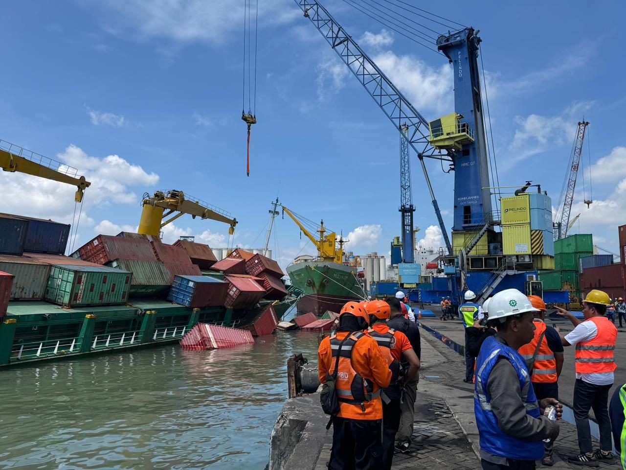 Petikemas Jatuh ke Laut, Pelindo Regional 3 Respons Cepat Insiden Kapal Pacific 88