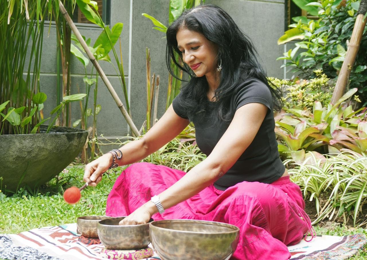 Grand Mercure Malang Mirama Hadirkan Singing Bowl Sound Healing untuk Pemulihan Mental dan Fisik