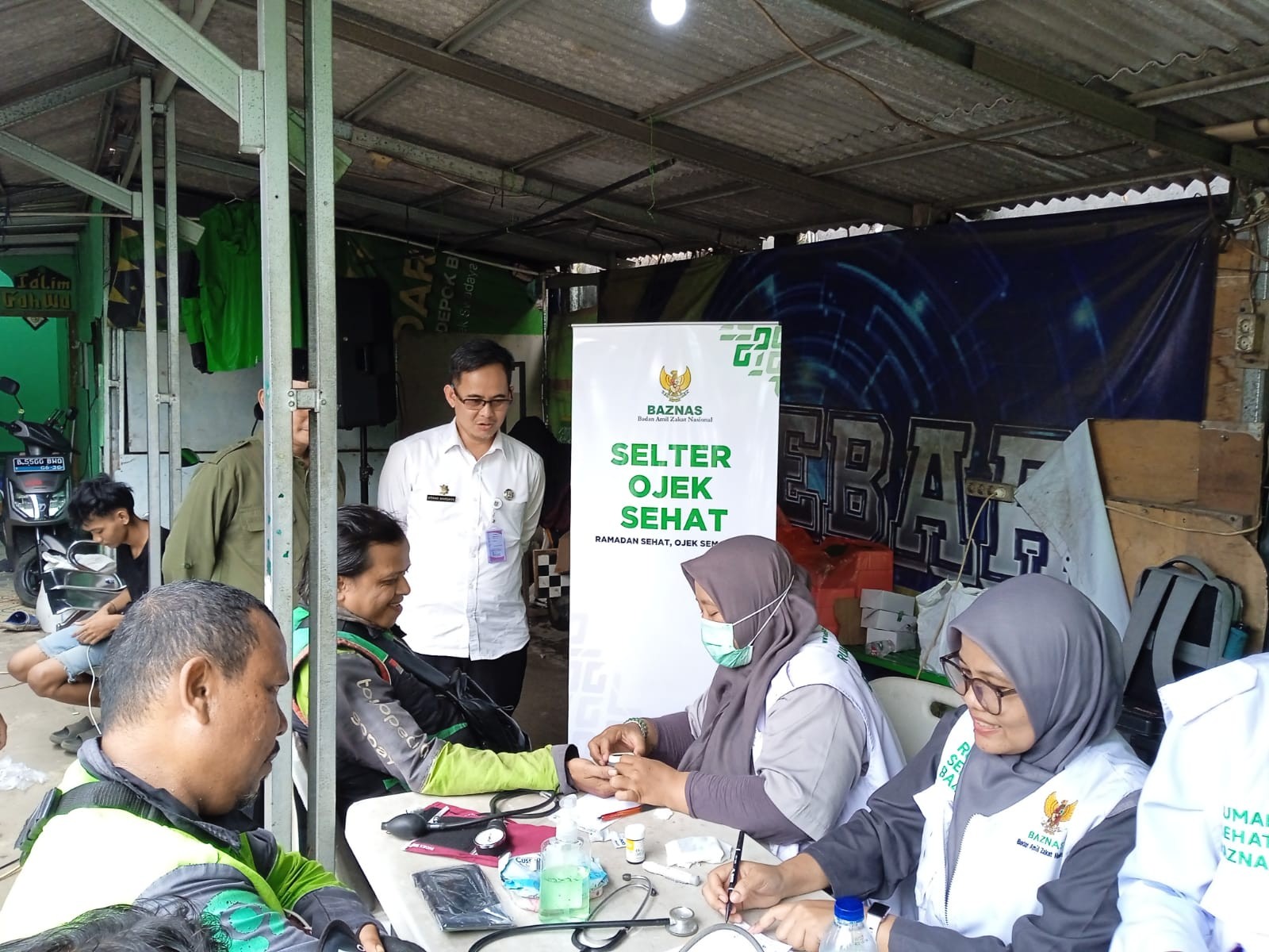 Sinergi Pemkot Depok dan Baznas, Shelter Ojek Sehat Kini Hadir di Stadebar
