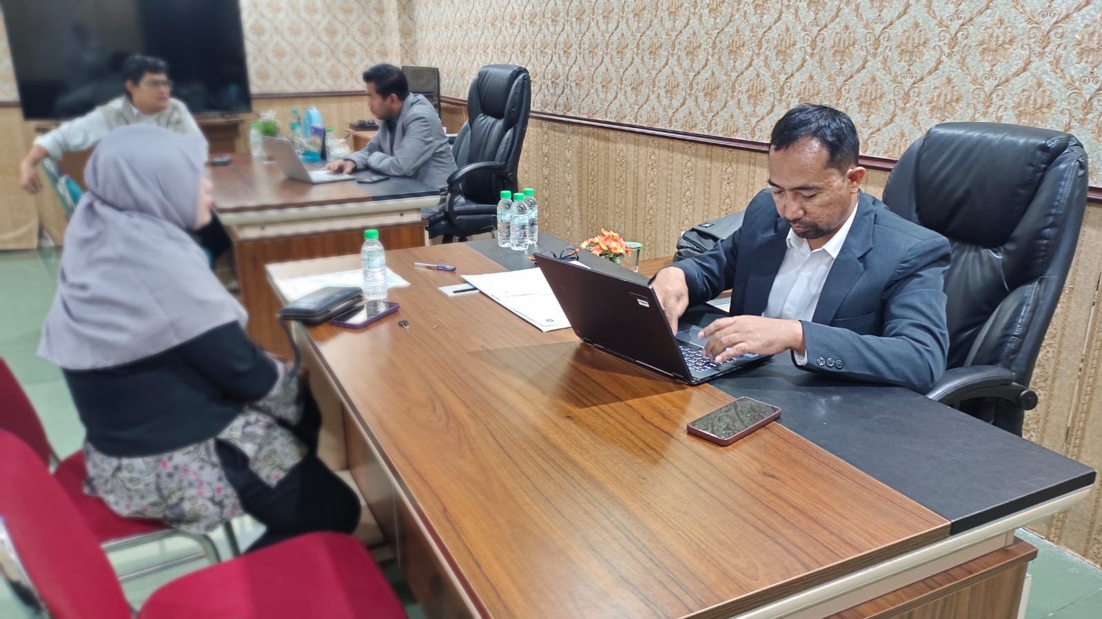 Mediasi Jemaah Haji Khusus dengan Travel, Kemenhaj Pastikan Hak Jemaah Terpenuhi