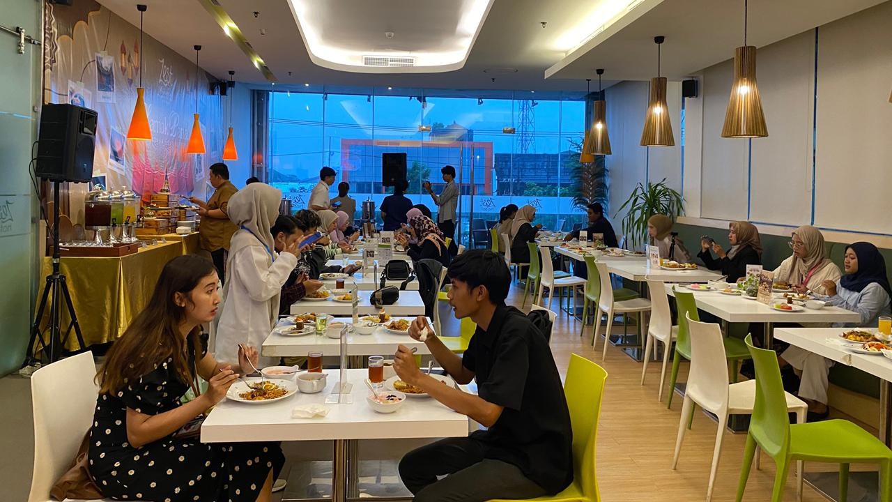 Hadirkan Nuansa Pulang Kampung, Zest Jemursari Tawarkan Iftar Bertema Minangkabau