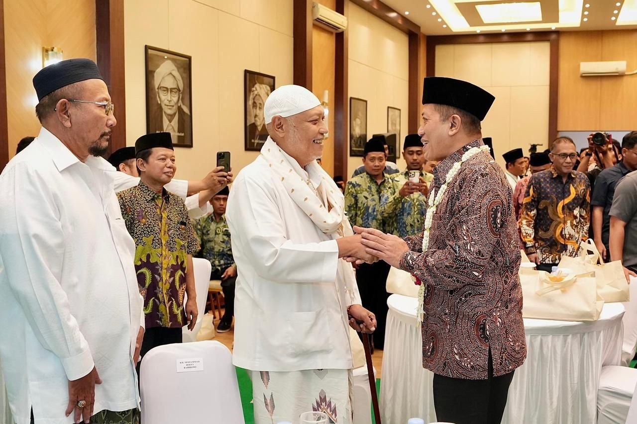 Menkop Tekankan Strategi Naikkan Nilai Jual Tembakau Madura