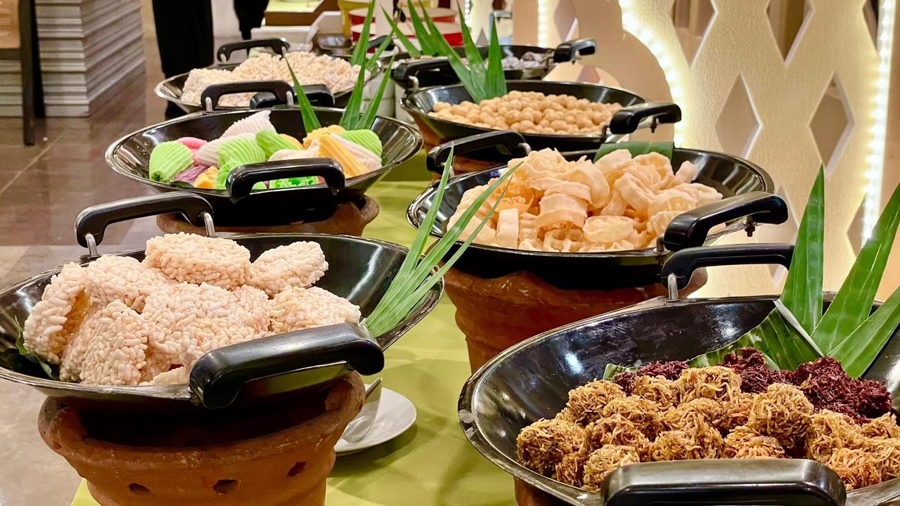 Grand Inna Tunjungan Hadirkan Suasana Ampel ke Meja Makan Lewat "The Culinary Journey"