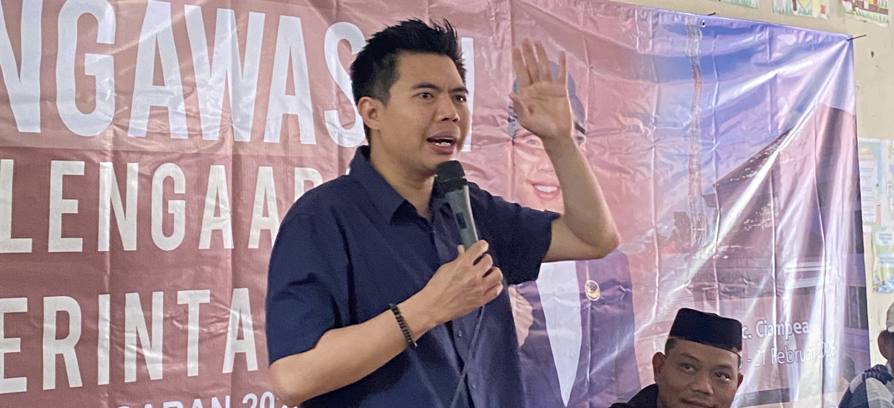 M. Rizky Soroti Dampak Sosial dan Ekonomi Program Listrik Desa di Bojong Jengkol