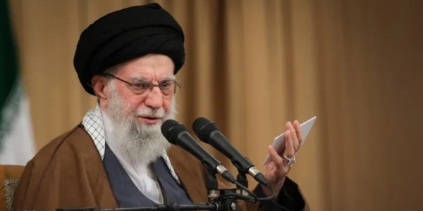 PKS Minta Prabowo Sampaikan Duka Cita Terbuka ke Iran Atas Wafatnya Ali Khamenei