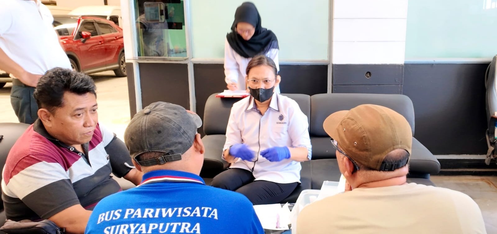 Cegah Kecelakaan saat Mudik, Kemnaker Periksa Kesehatan dan Kelelahan Pengemudi di 6 Kota
