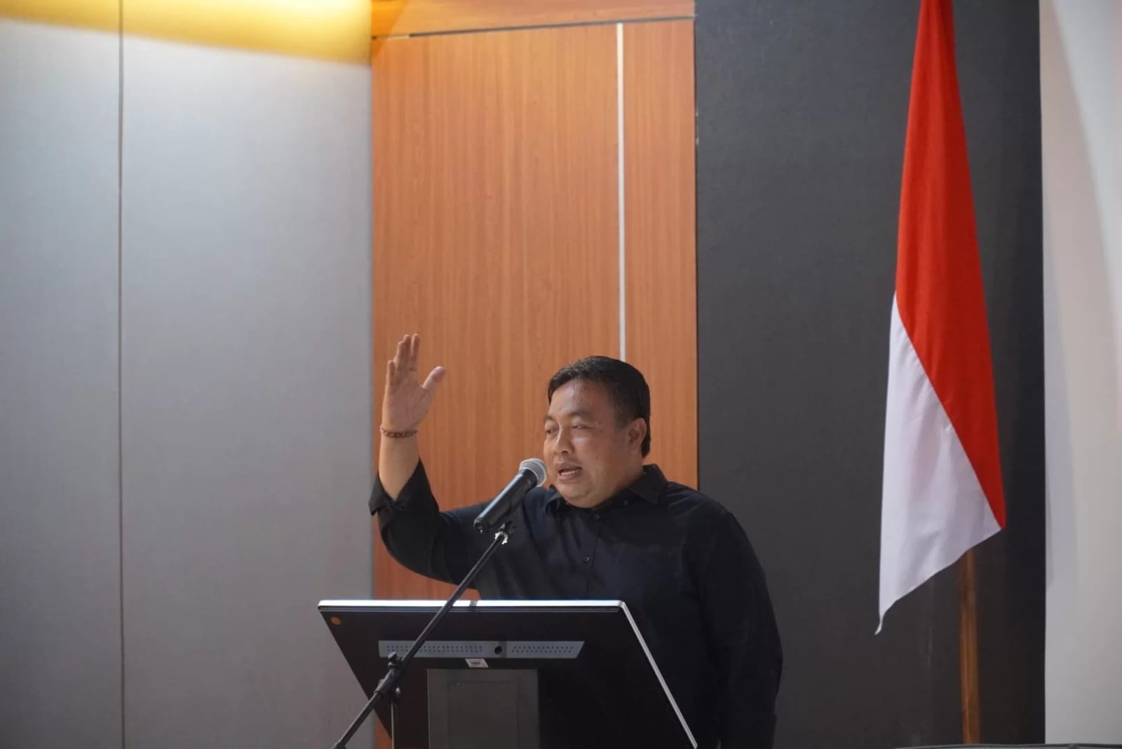 I Nyoman Parta Desak APH Usut Tuntas Penyiraman Air Keras terhadap Aktivis