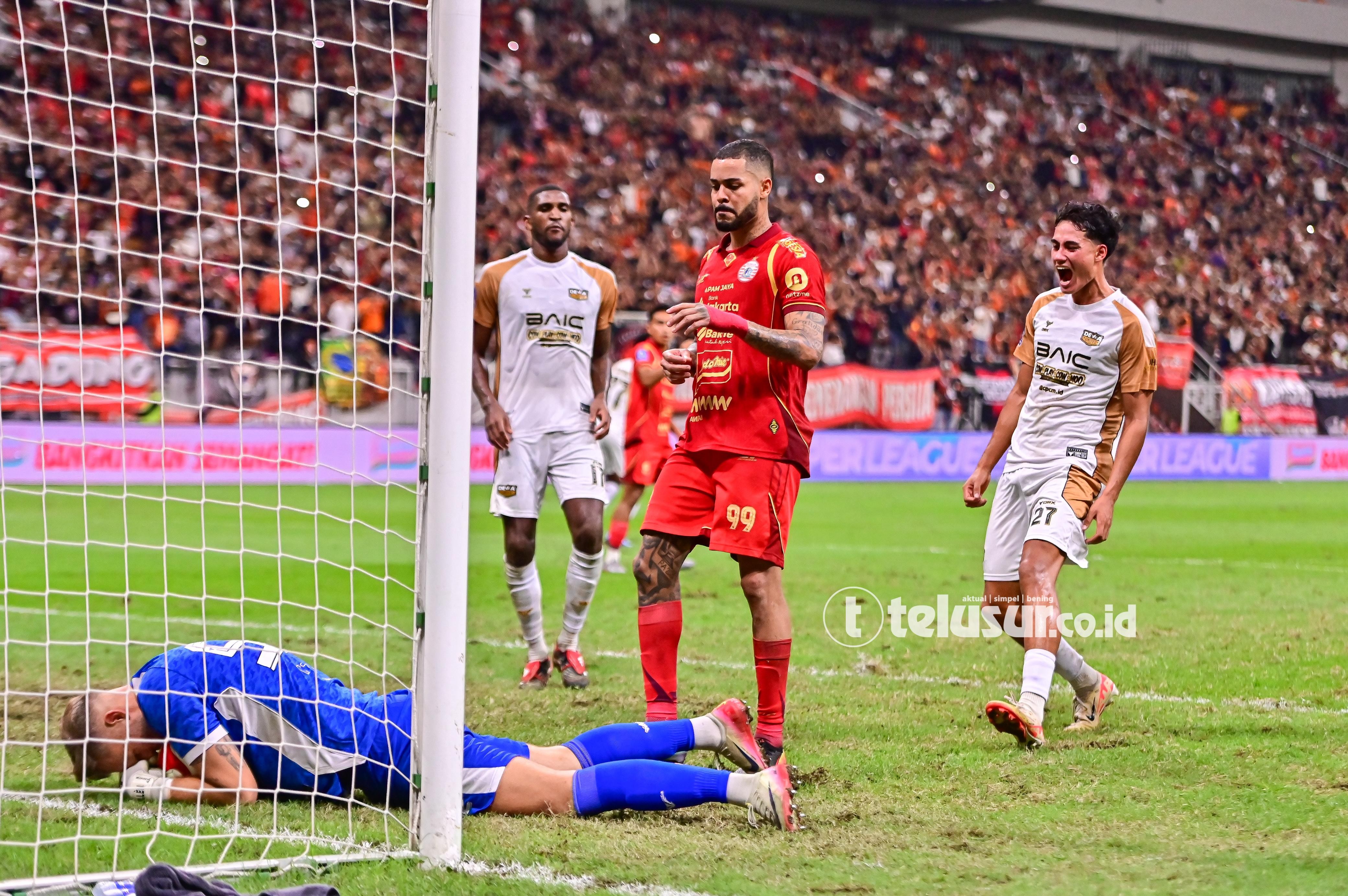 Dramatis, Persija Ditahan Imbang Dewa United 1-1 di JIS