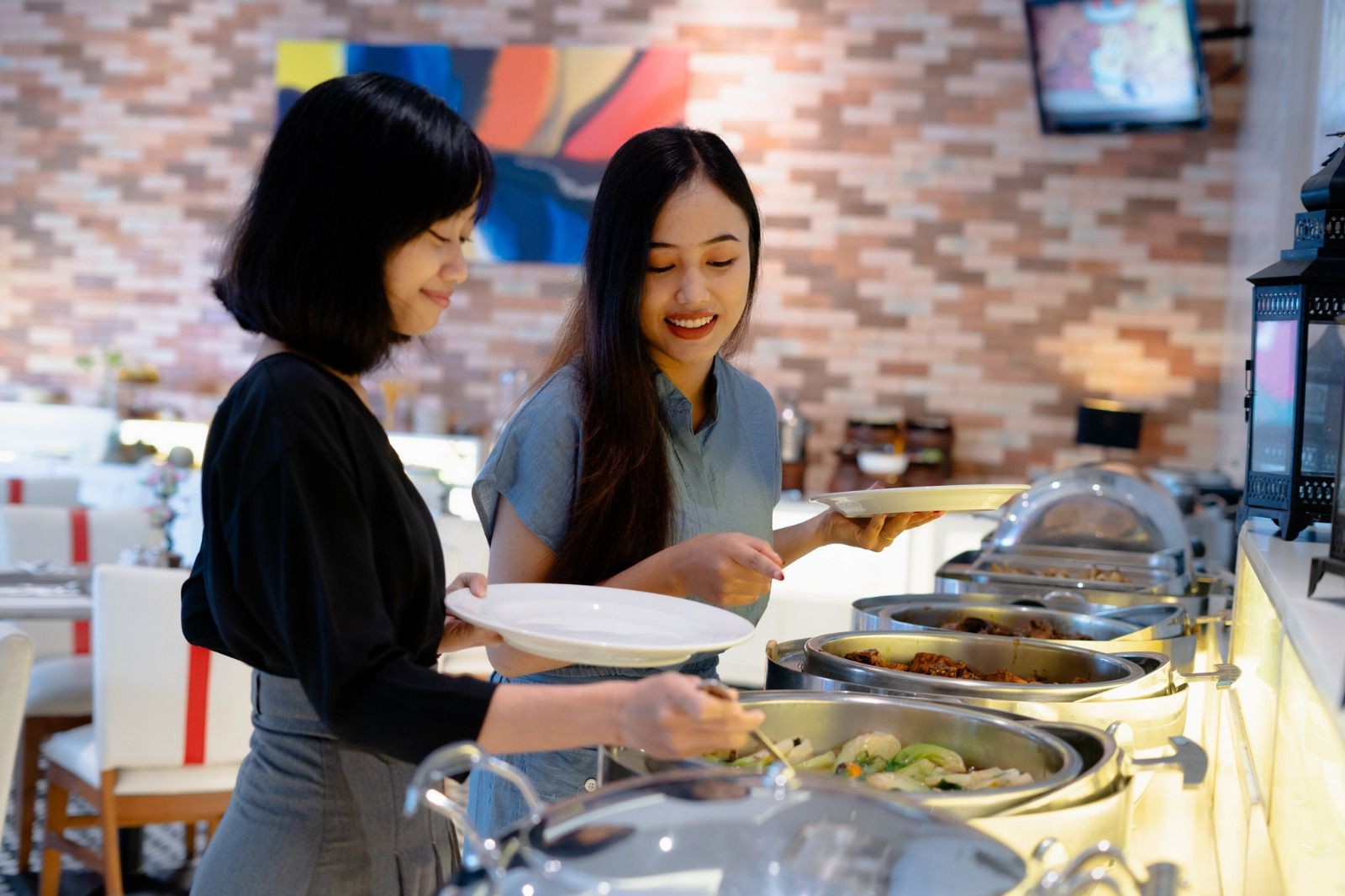 Sambut Lebaran, ARTOTEL TS Suites Surabaya Hadirkan Hampers Spesial dan Paket Halal Bihalal