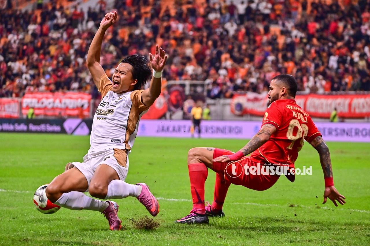 Persija Gagal Menang Atas Dewa United, Mauricio Souza Salahkan Rumput Lapangan JIS