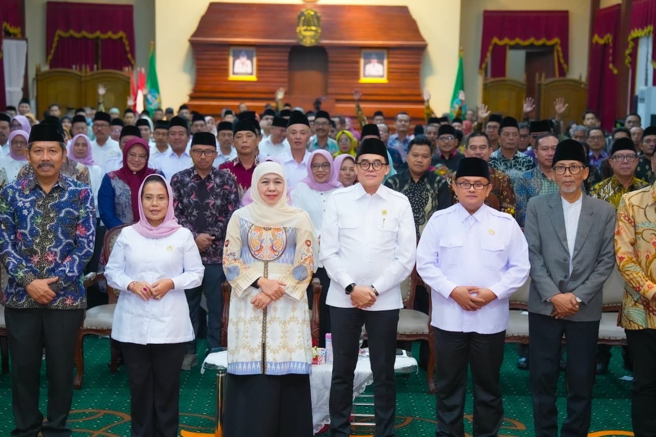 Pengurus Dekopinwil Jatim 2025-2030 Resmi Dilantik, Gubernur Khofifah Tekankan Peran Strategis Koperasi